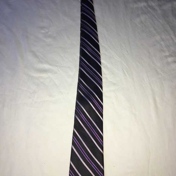 Joseph Abboud tie - Picture 4 of 5